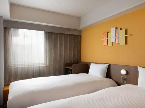 Habitación Doble Estándar - 2 camas del hotel Ibis Styles Kyoto Shijo. Foto 8
