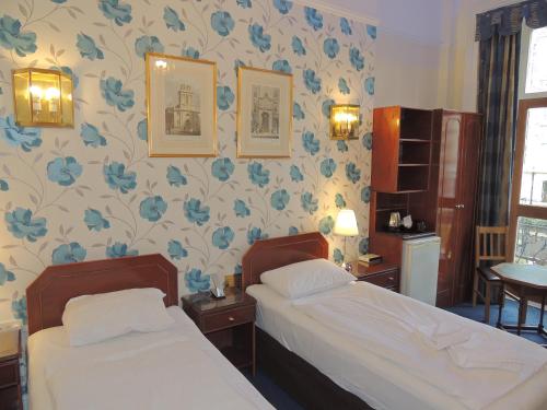 Habitación Triple del hotel Dolphin