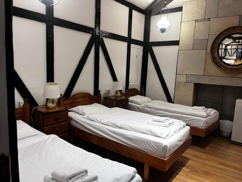 Habitación Triple del hotel Dolphin. Foto 19