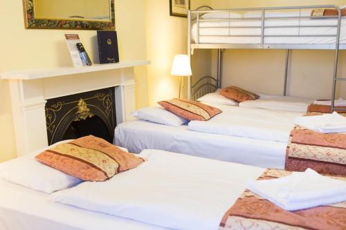 Habitación Familiar del hotel Dolphin. Foto 3