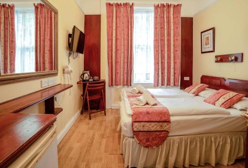 Habitación Doble Estándar - 2 camas del hotel Dolphin. Foto 8