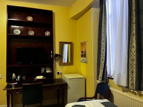 Habitación Doble Estándar - 2 camas del hotel Dolphin. Foto 9