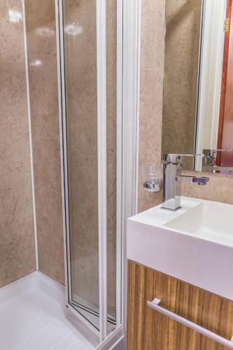 Habitación Doble Estándar del hotel Dolphin