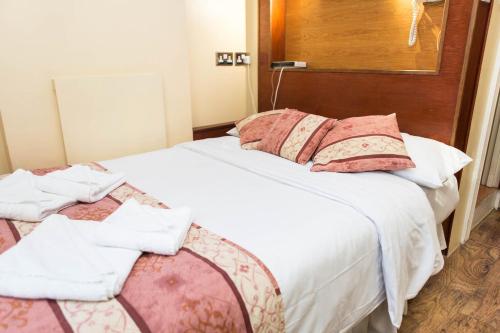 Habitación Doble Estándar del hotel Dolphin. Foto 1