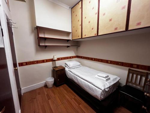 Habitación Individual Económica del hotel Dolphin. Foto 8