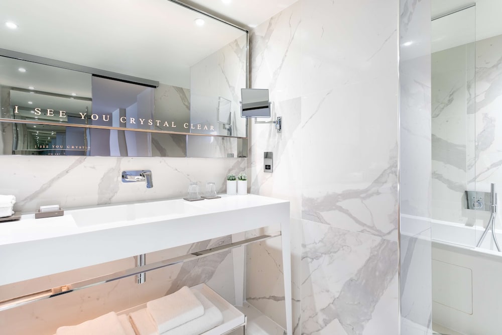 Estudio, 1 cama de matrimonio grande (Suite) del hotel Holmes London. Foto 12