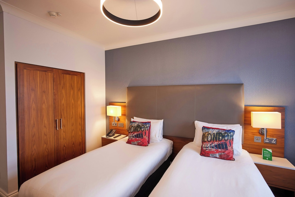 Classic Twin Room del hotel The Cumberland. Foto 2