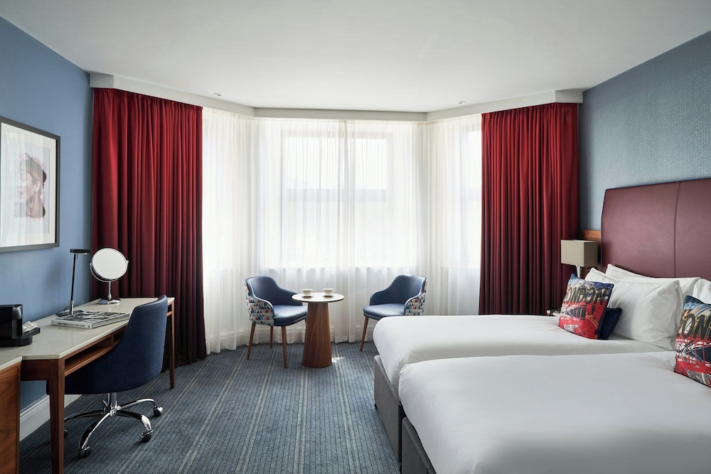 Executive Twin Room del hotel The Cumberland. Foto 2