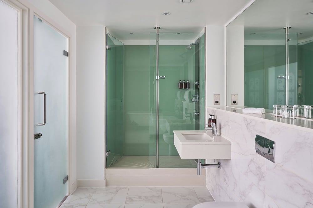 Star Suite (With Executive Club Lounge Access) del hotel The Cumberland. Foto 6