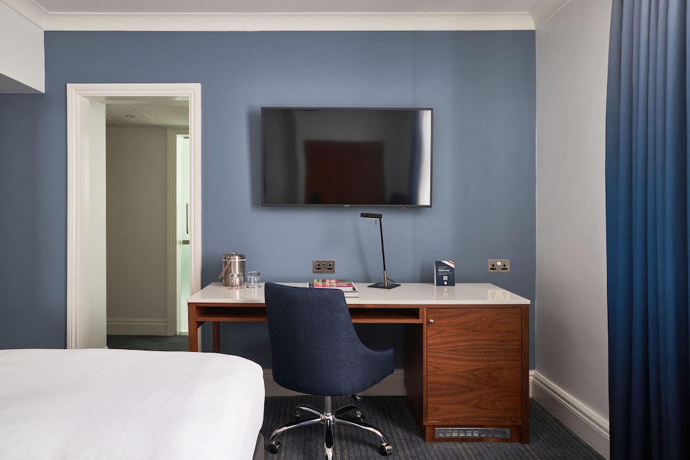 Classic Twin Room del hotel The Cumberland. Foto 2