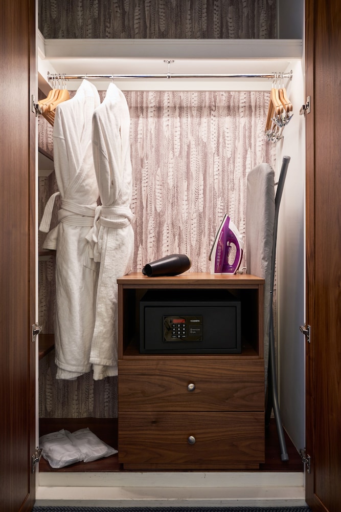 Executive King Room (With Executive Club Lounge Access) del hotel The Cumberland. Foto 4