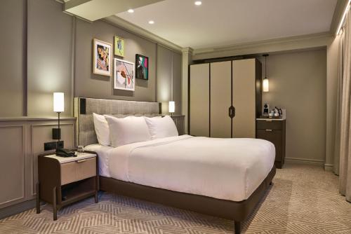 Habitación Familiar Premium del hotel Radisson Blu , London Bond Street. Foto 1