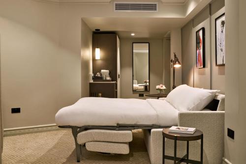 Suite Junior del hotel Radisson Blu , London Bond Street. Foto 5