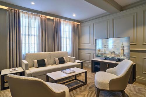 Suite de 1 dormitorio del hotel Radisson Blu , London Bond Street. Foto 3