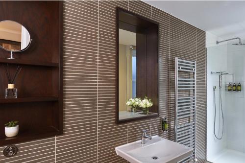 Estudio Premier del hotel Fraser Suites Queens Gate. Foto 2