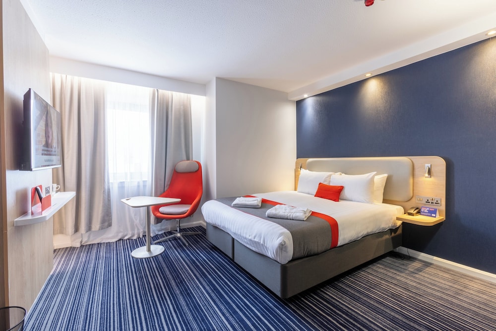 Habitación estándar, 1 cama doble con sofá cama del hotel Holiday Inn Express London - Croydon, An Ihg