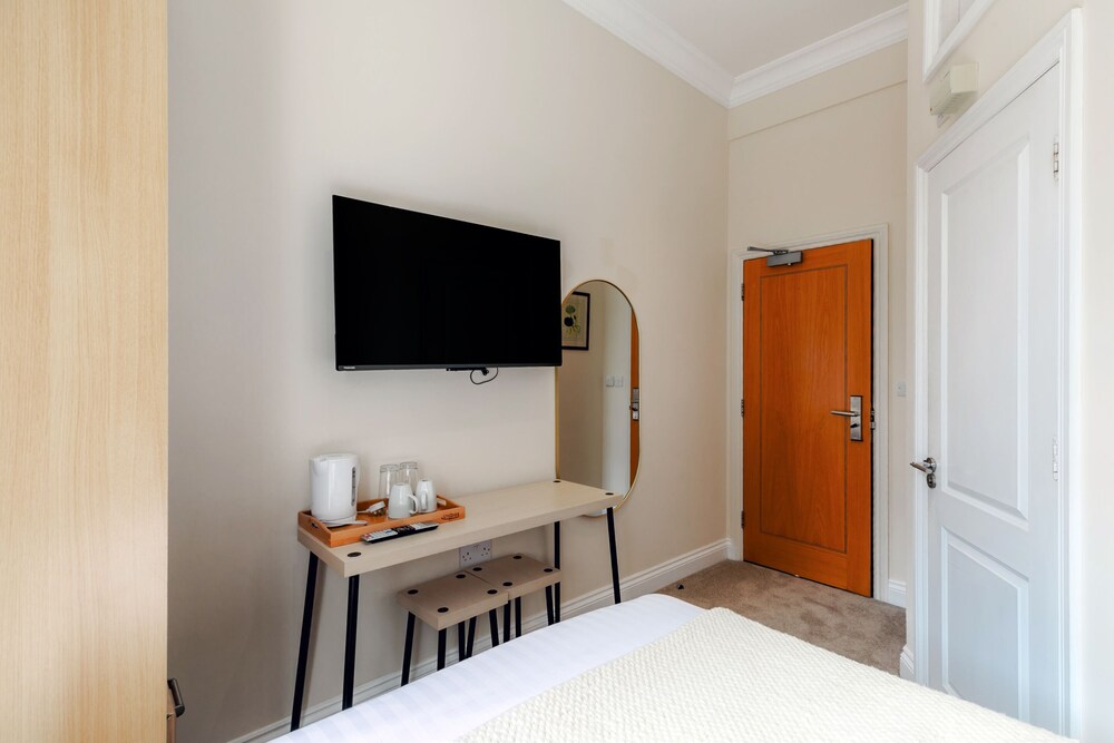 Habitación doble, baño privado del hotel Mina House. Foto 19