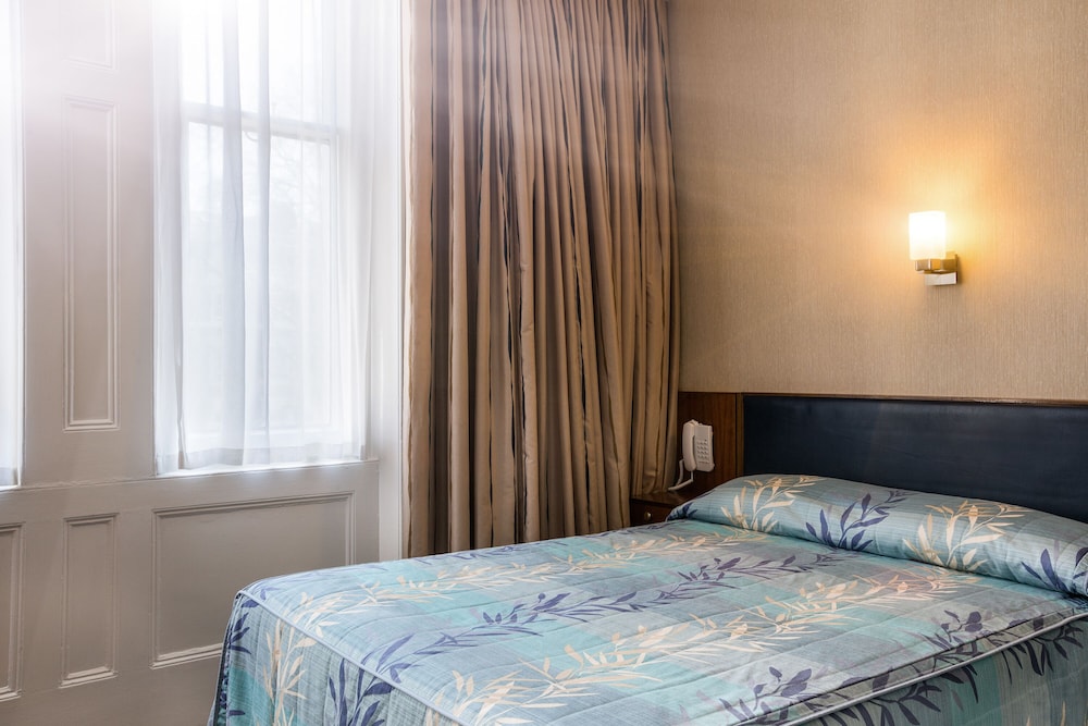 Habitación doble del hotel Mitre House. Foto 1