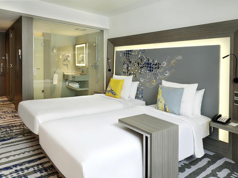 Habitación ejecutiva con 2 camas individuales del hotel Novotel Bali Ngurah Rai Airport. Foto 4