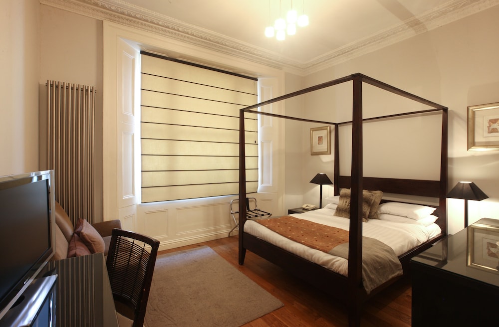 Suite de lujo del hotel New Linden. Foto 6