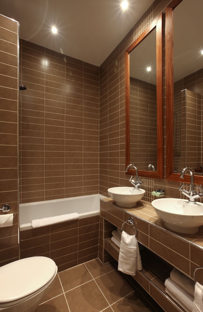 Habitación cuádruple estándar del hotel New Linden. Foto 8