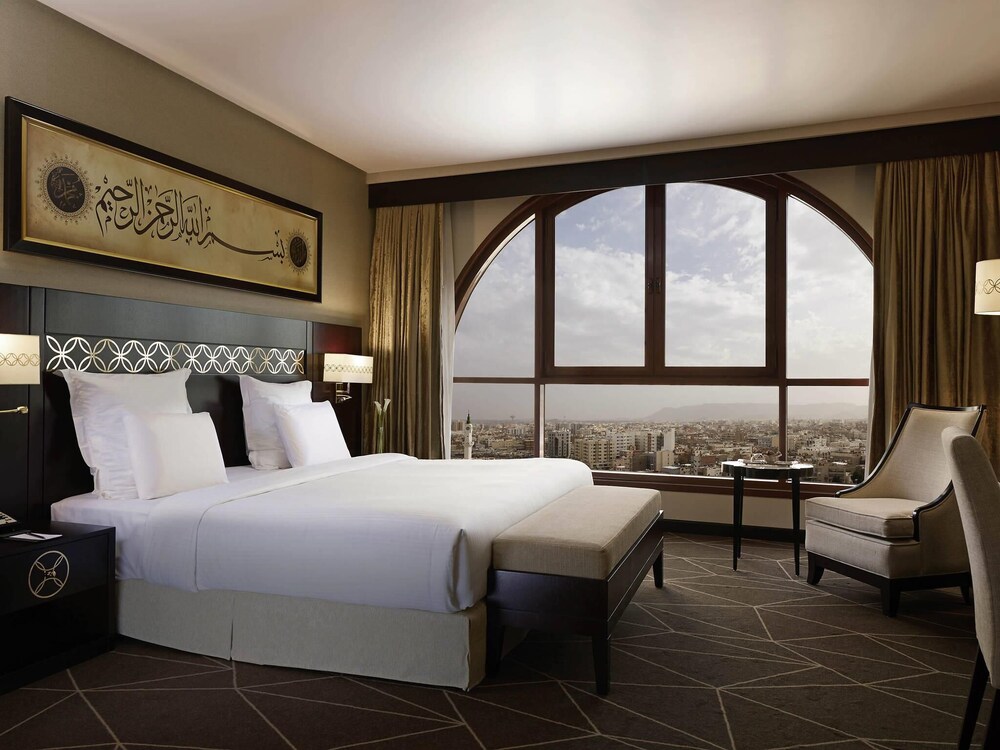 Habitación Superior, 1 Cama King Size - Vistas a la ciudad del hotel Pullman Zamzam Madina. Foto 8