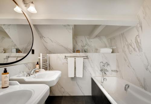 Suite Ático del hotel Les Rives De Notre Dame. Foto 4