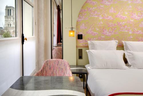 Habitación Doble Estándar del hotel Les Rives De Notre Dame. Foto 15