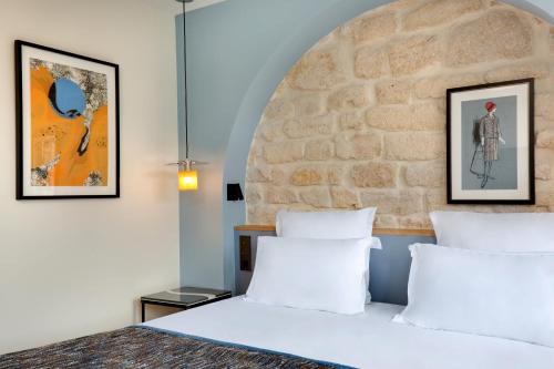 Habitación Doble Estándar del hotel Les Rives De Notre Dame. Foto 23