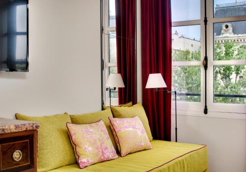 Habitación Doble Superior del hotel Les Rives De Notre Dame. Foto 18