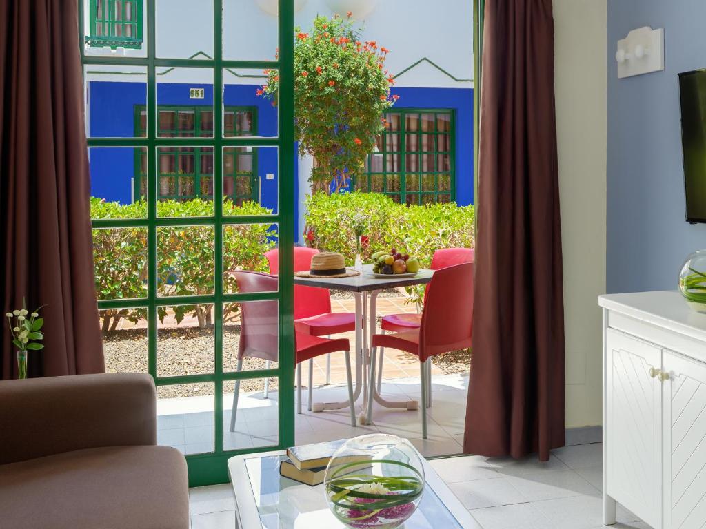 Bungalow 2 habitaciones del hotel Bungalows Vistaflor. Foto 2