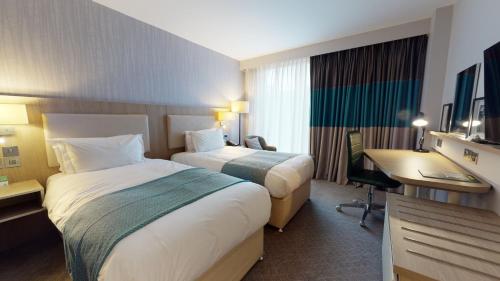 Habitación Doble Estándar - 2 camas del hotel Holiday Inn Manchester - City Centre, An Ihg
