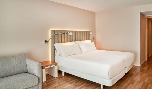 Habitación Triple Estándar del hotel NH Andorra la Vella