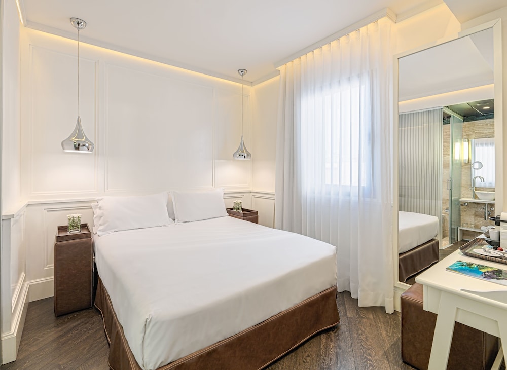 HABITACION ESSENTIAL del hotel H10 Universitat