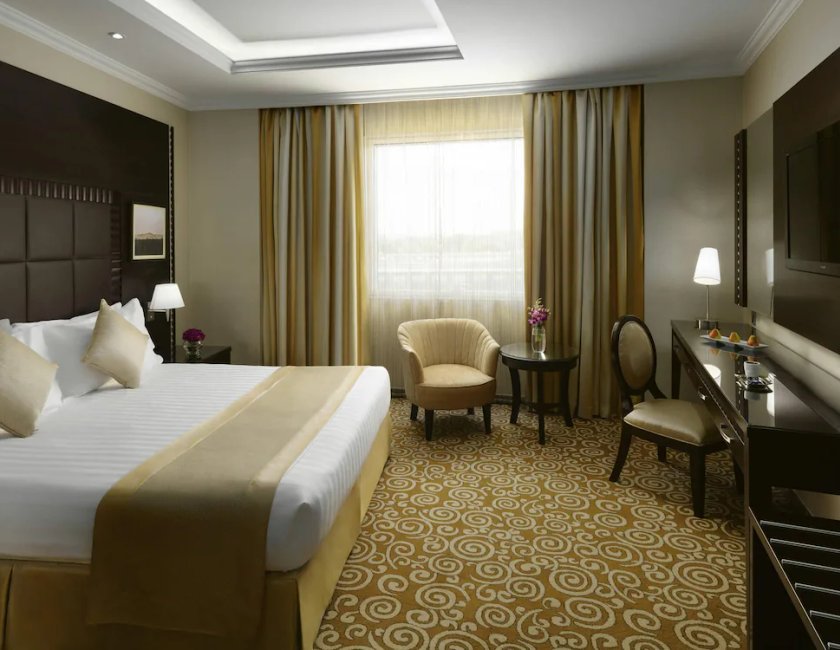 Suite Lujo 1 Cama king del hotel Mövenpick Qassim
