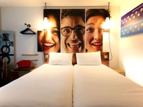MyRoom By Peter - Habitación Doble Diversity in Cologne con 2 camas del hotel Ibis Köln Centrum. Foto 1