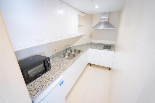 Apartamento de 1 dormitorio con vistas al mar del hotel Vistasol Apartments. Foto 3