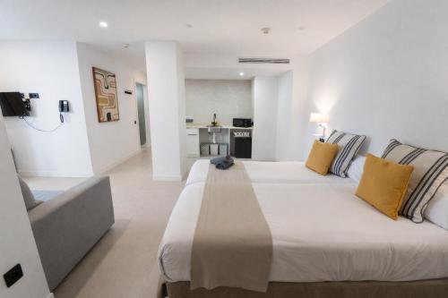 Habitación Deluxe del hotel Vistasol Apartments. Foto 7