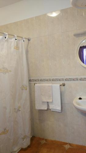 Habitación Triple del hotel Amparo Las Hayas. Foto 1