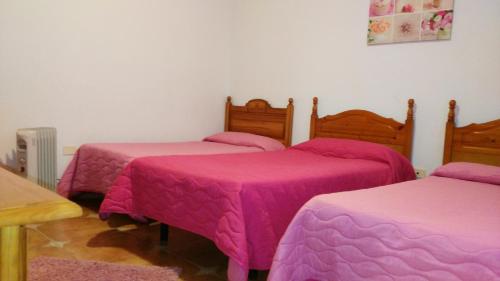 Habitación Triple del hotel Amparo Las Hayas. Foto 9