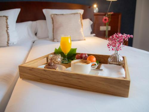 Suite junior con acceso al spa del hotel Galatea. Foto 1