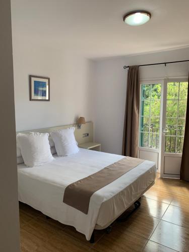 Habitación Doble Estándar - 1 o 2 camas del hotel Jeni. Foto 2
