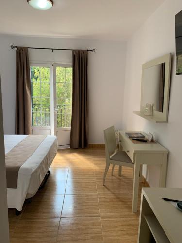 Habitación Doble Estándar - 1 o 2 camas del hotel Jeni. Foto 5