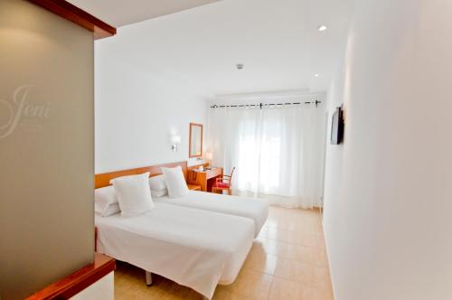 Habitación Doble Select - 1 o 2 camas del hotel Jeni. Foto 5