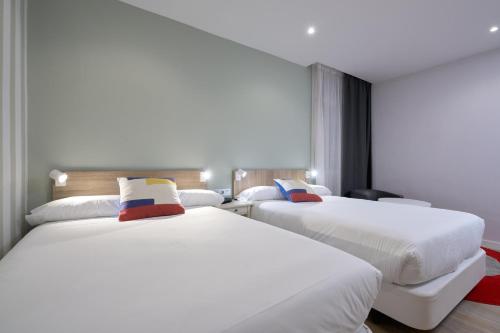 Habitación Familiar Deluxe del hotel Pasarela. Foto 5