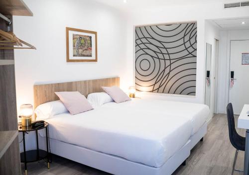 Habitación Doble Deluxe del hotel Pasarela. Foto 9