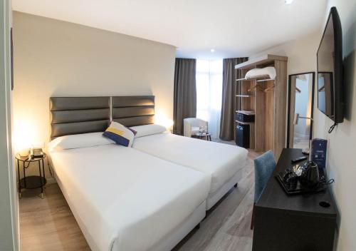 Habitación Doble Deluxe del hotel Pasarela. Foto 14