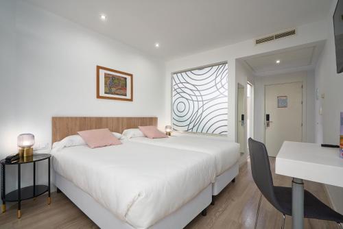 Habitación Doble Deluxe del hotel Pasarela. Foto 15