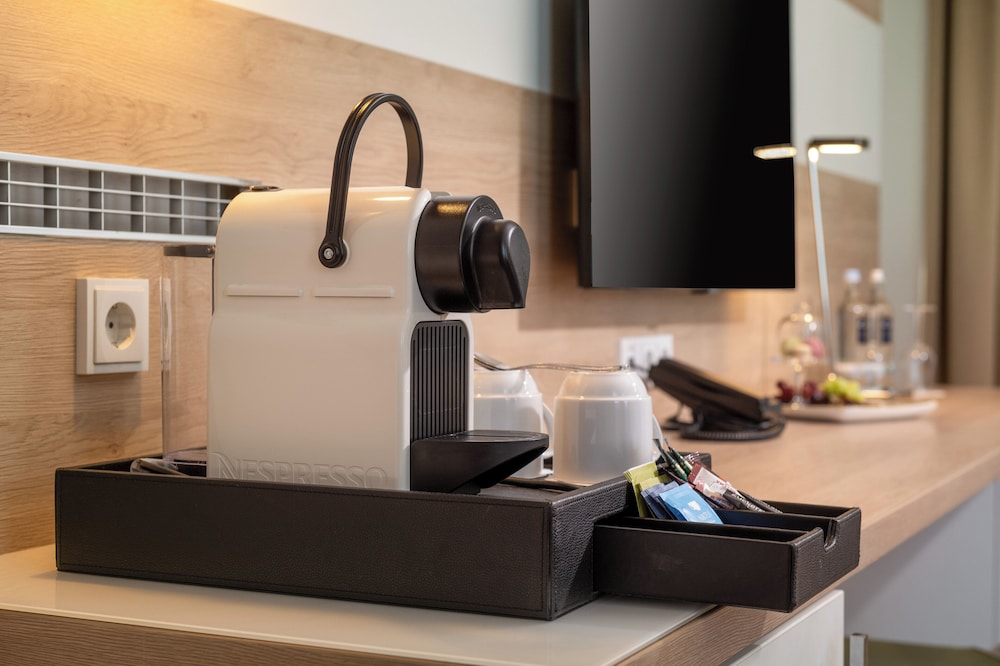 Habitación Premium, 1 cama de matrimonio grande del hotel Holiday Inn Frankfurt Airport, An Ihg