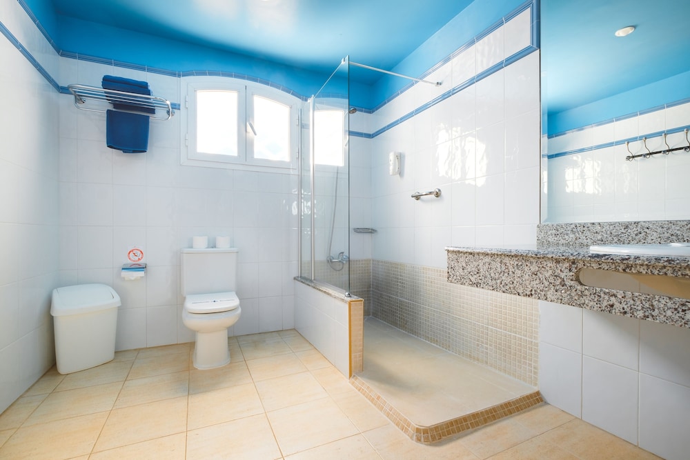 2 bedroom standard apartment del hotel Apartamentos LIVVO Coloradamar. Foto 6